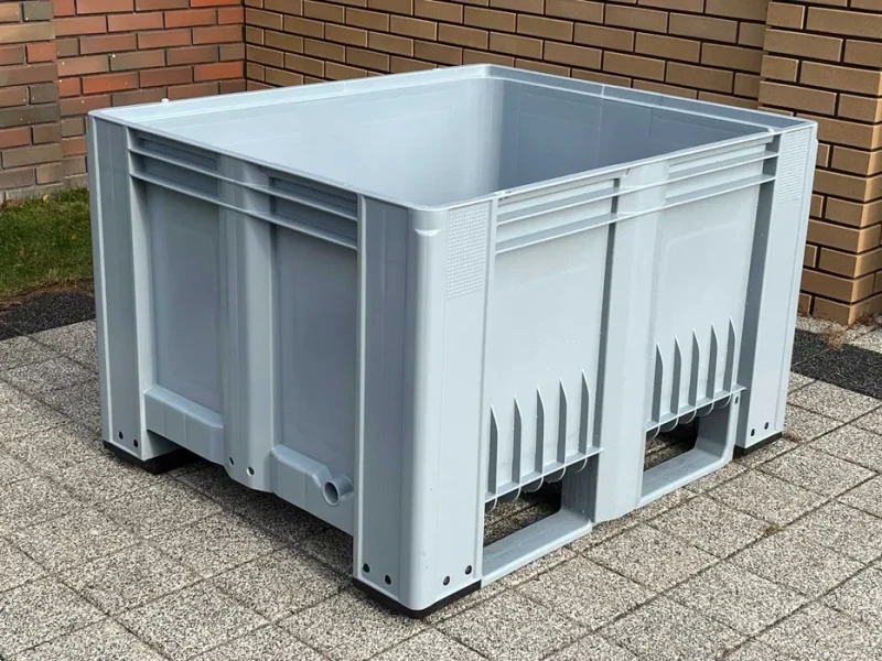 Skrzyniopalety plastikowe Kisteny Palbox 120 FIB Model na 3 płozach