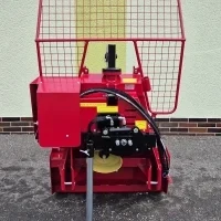 Zdalnie sterowana wyciągarka leśna o sile uciągu 4 tony, hydrauliczne siłowniki wykonawcze do małych ciągników