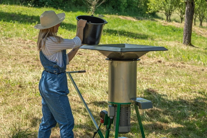 Rozdrabniacz do owoców i warzyw.