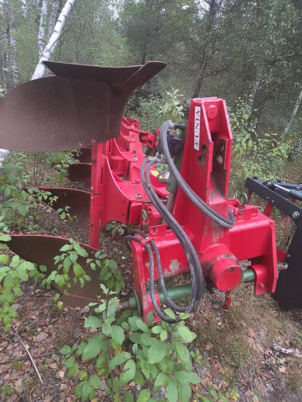 Pług unia obrotowy 5 skibowy