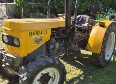 Ciągnik Renault