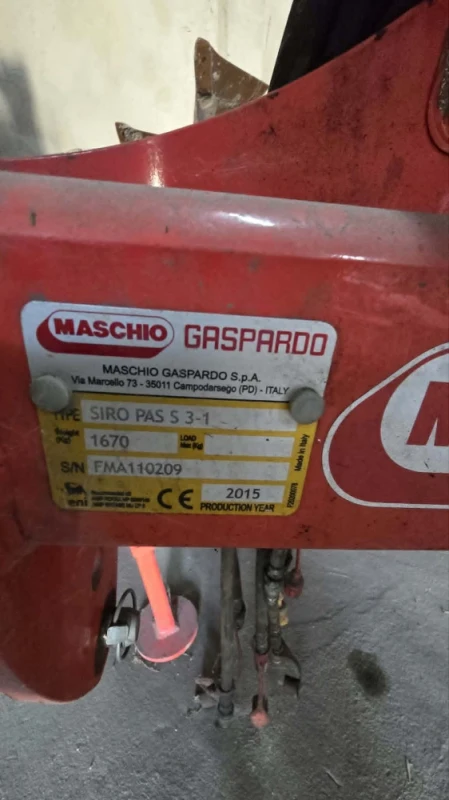 Pług obrotowy 4-skibowy zawieszany Maschio Gaspardo Siro PAS S 3-1