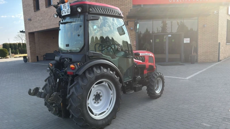 Ciągnik sadowniczy McCormick X4.50V